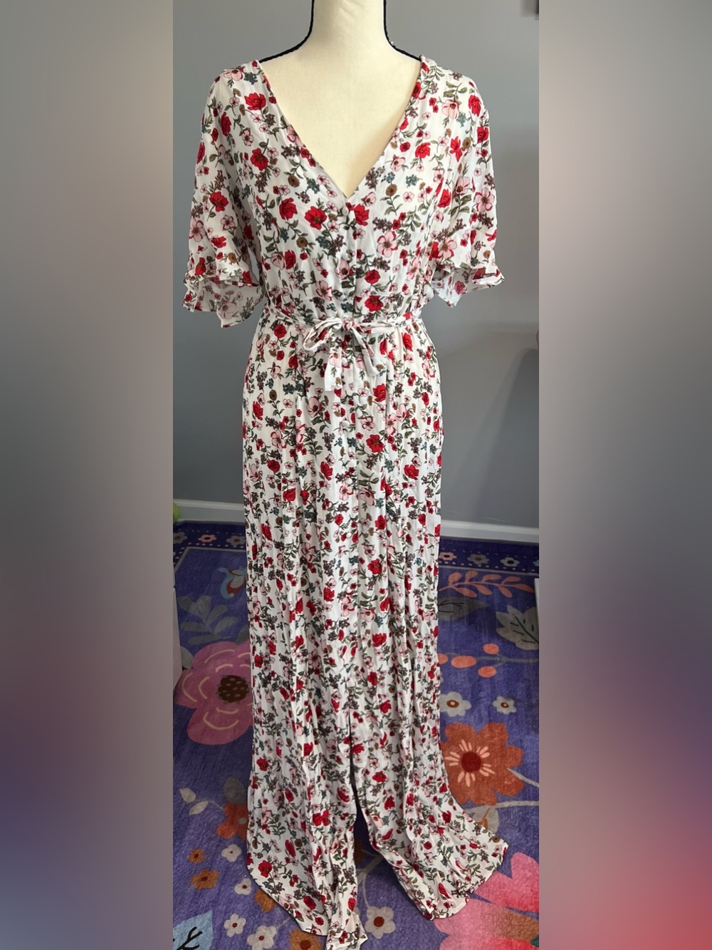 Forever21 NWT Floral Maxi Dress with Red & Pink Blooms